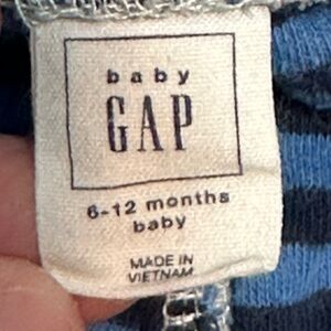 Gap pants size 6-12 months